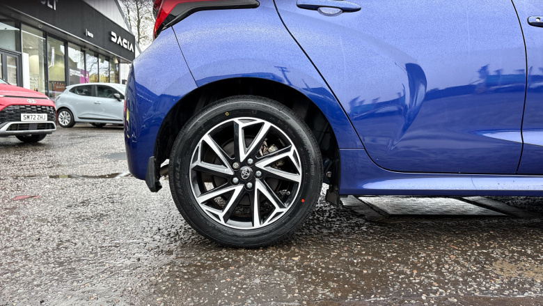 Toyota Yaris 1.5 Hybrid Design 5dr CVT Hybrid Hatchback